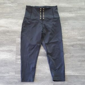 Black High Waisted Prjon Athletic Capri